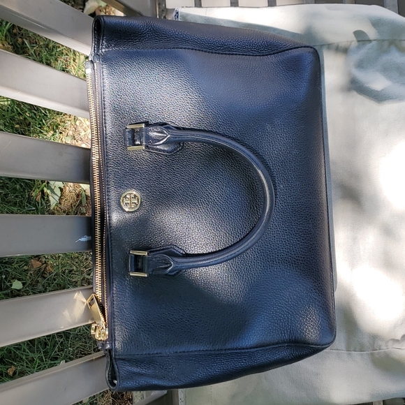 Tory Burch Handbags - Tory Burch Tote